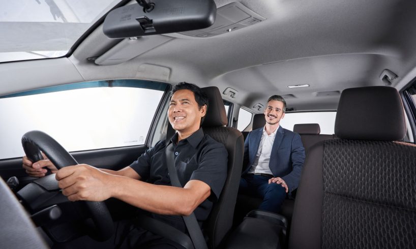Rental Mobil Dengan Sopir Bandung untuk Kantor