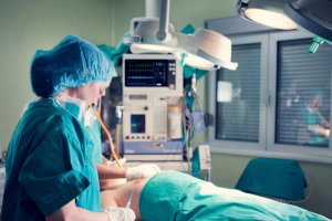 dokter spesialis anestesi Surabaya