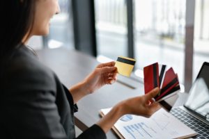 15 Company Credit Card dengan Sistem Manajemen Otomatis Terbaik untuk Efisiensi Bisnis